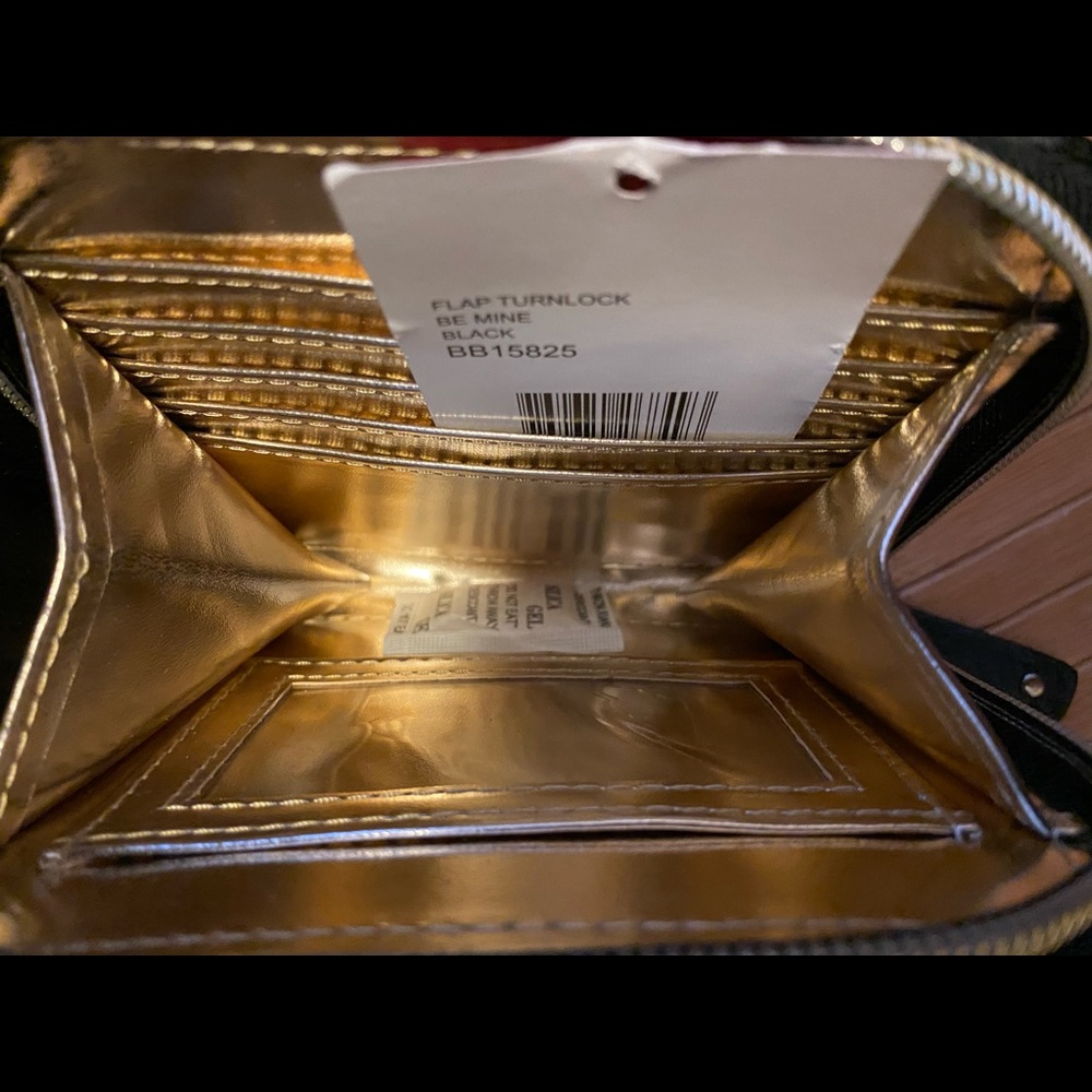 Betsey Johnson Wallet - Picture 3 of 5